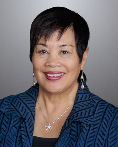 Evelyn Dilsaver headshot